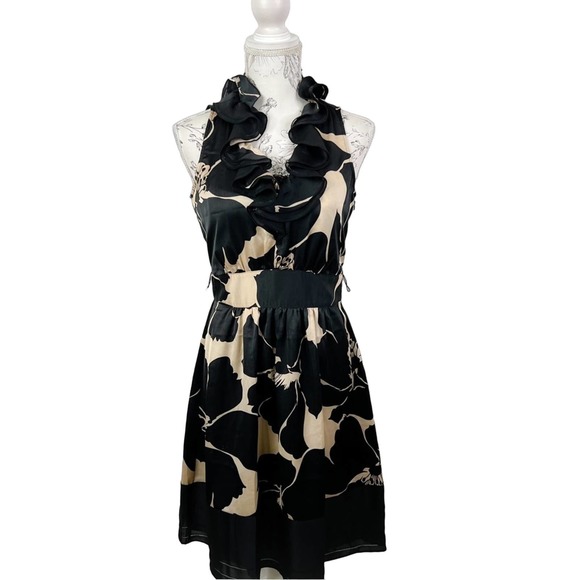 White House Black Market Size 2 Ruffle Halter Cocktail Floral Satin Dress. - Picture 1 of 5